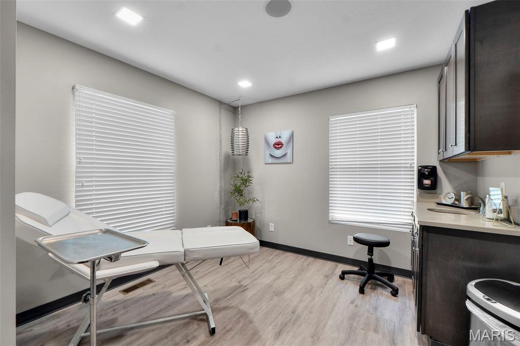Parkview Terrace Ph I - Commercial Sale