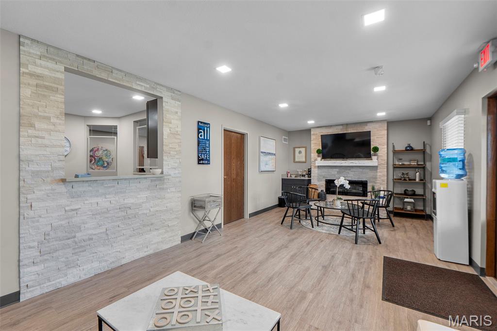Parkview Terrace Ph I - Commercial Sale