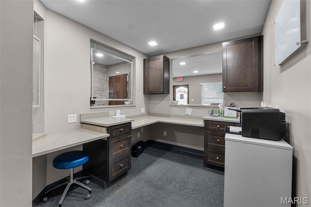 Parkview Terrace Ph I - Commercial Sale