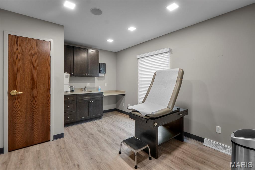 Parkview Terrace Ph I - Commercial Sale