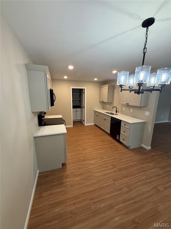 Red Star Add - Residential