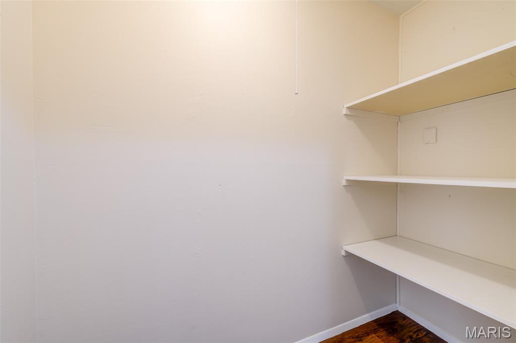 Hazelcrest Condo - Residential