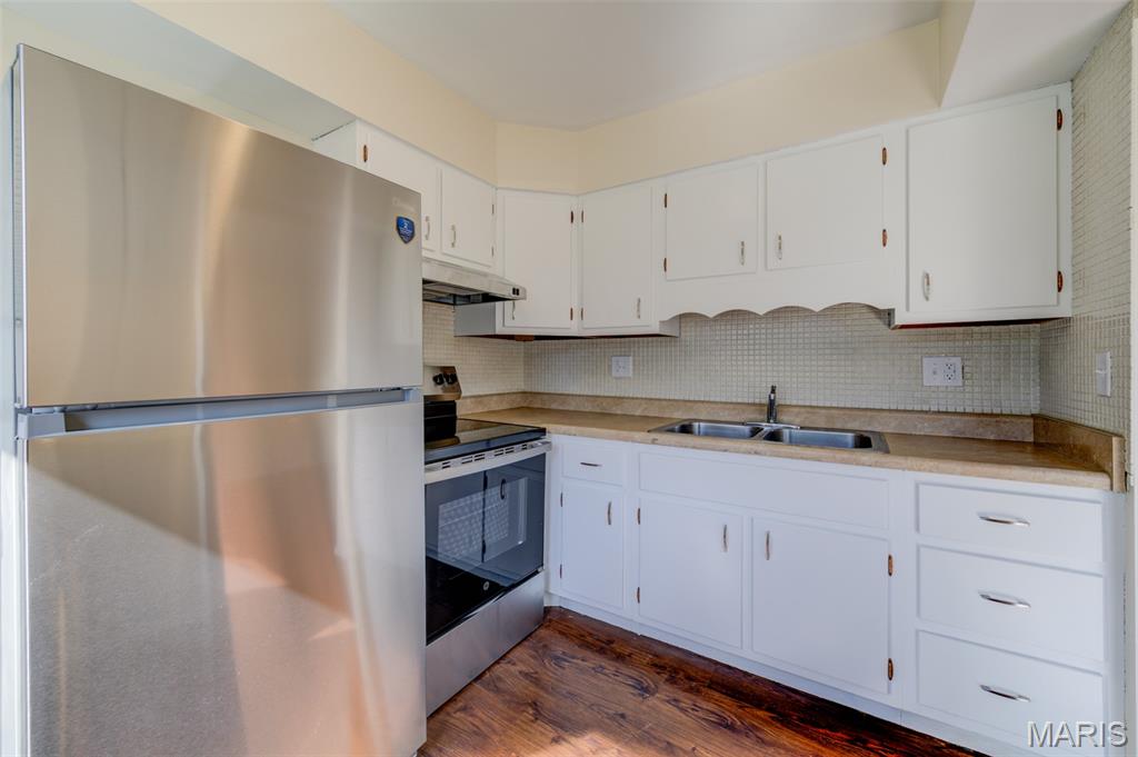 Hazelcrest Condo - Residential