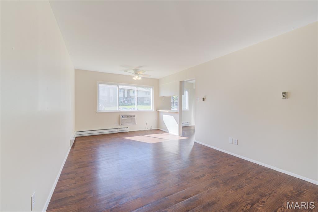 Hazelcrest Condo - Residential