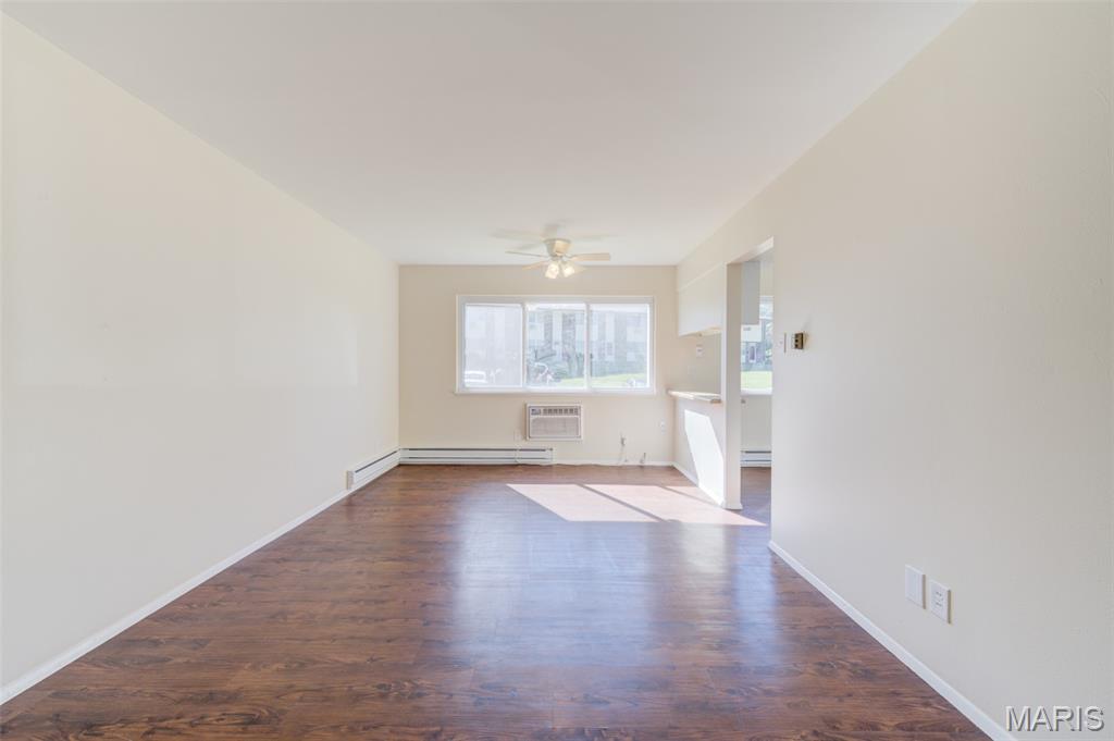 Hazelcrest Condo - Residential
