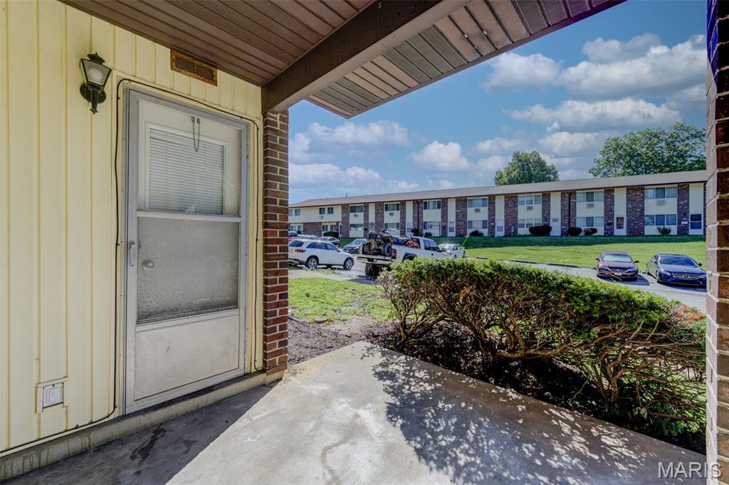 Hazelcrest Condo - Residential