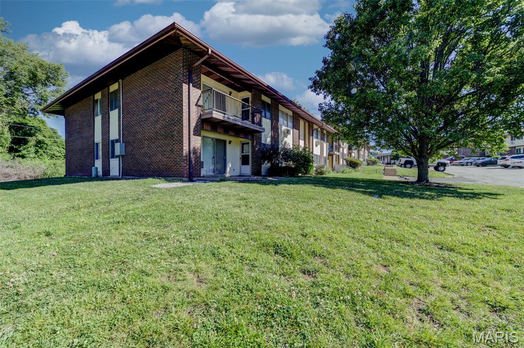 Hazelcrest Condo - Residential