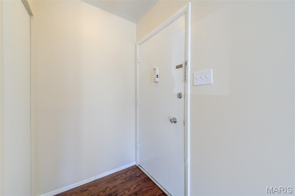 Hazelcrest Condo - Residential