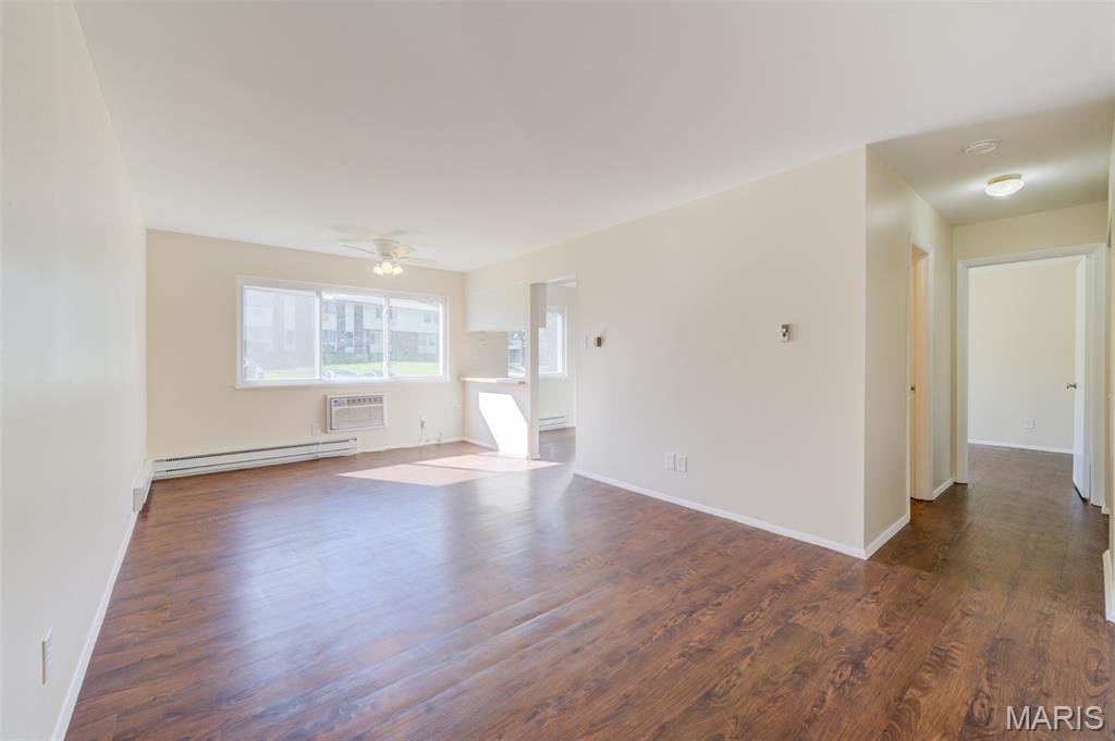 Hazelcrest Condo - Residential