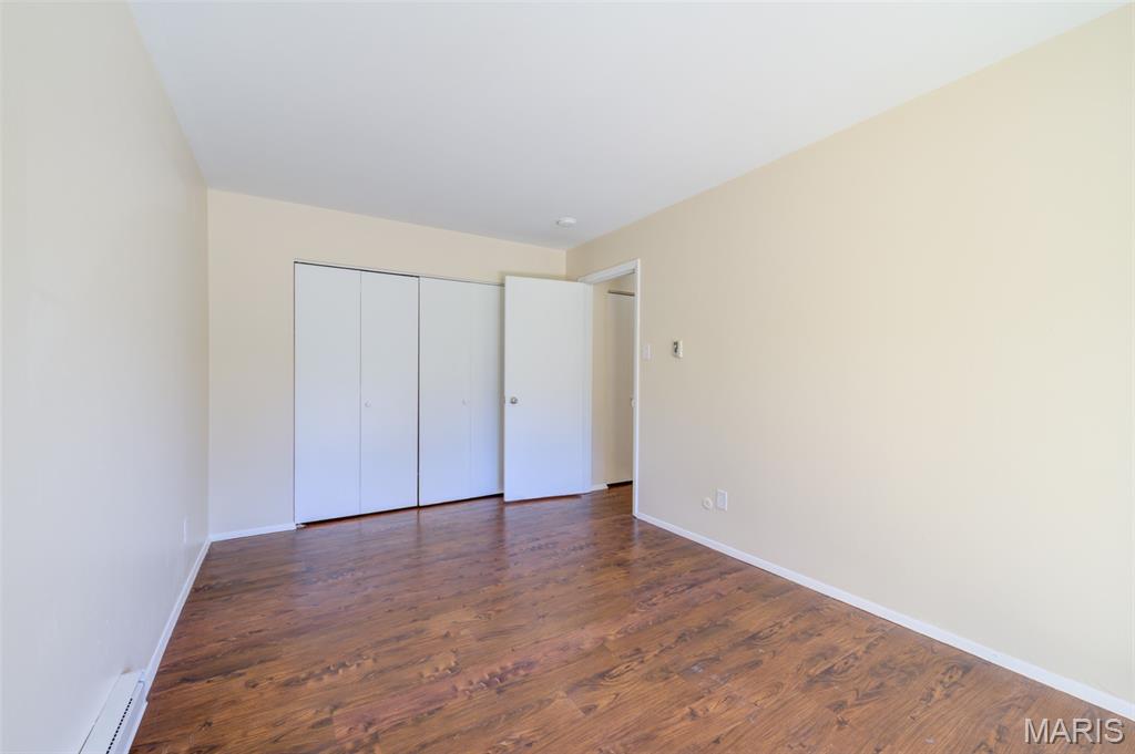 Hazelcrest Condo - Residential