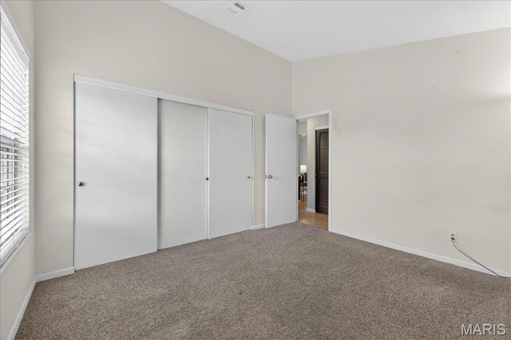 Creve Coeur Crossing Condo - Residential