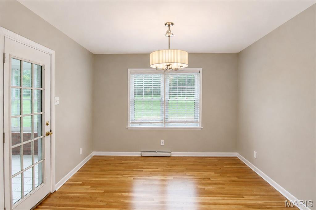 Williamsburg 01 - Residential Lease