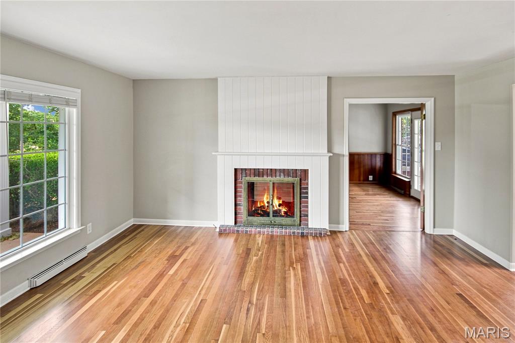 Williamsburg 01 - Residential Lease