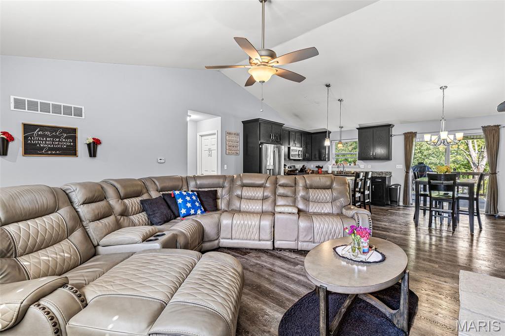 Scenic View Acres 8 - Residential