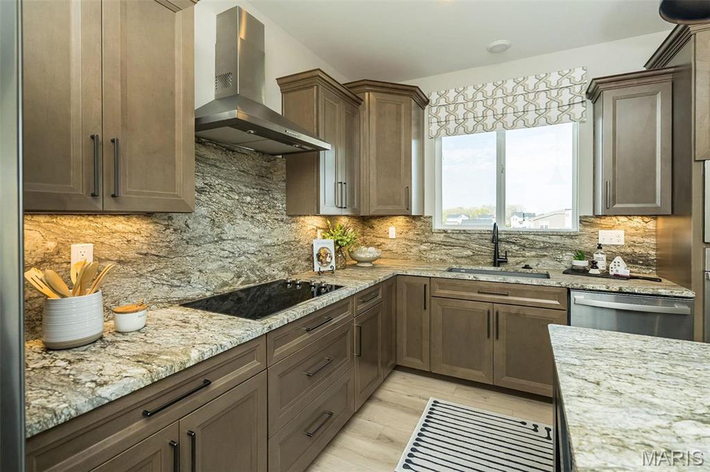 Majestic Lakes - Residential