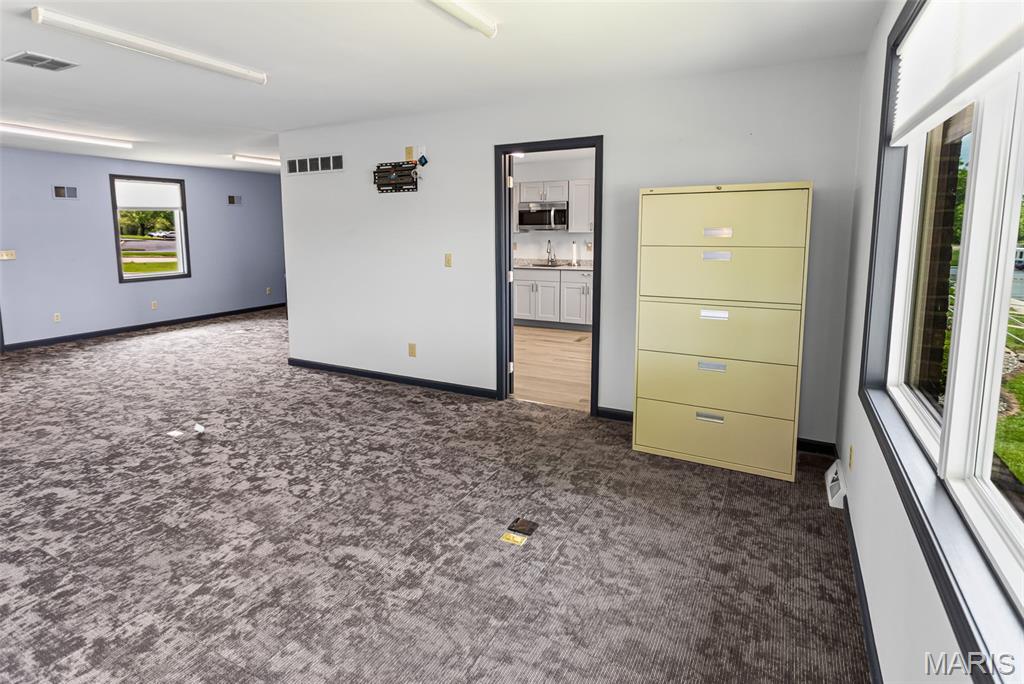 Dadrian Medical Park - Commercial Sale