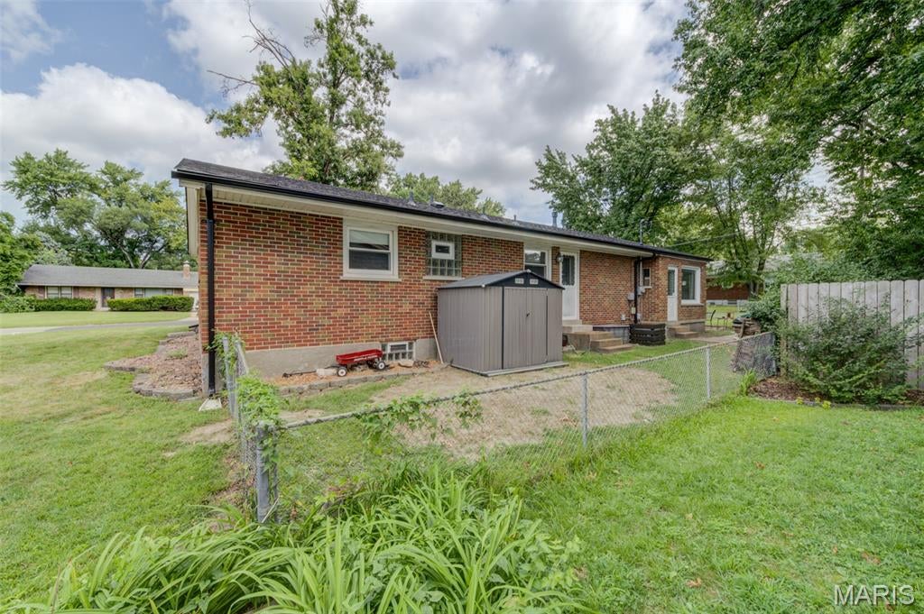 Rose Ann - Residential