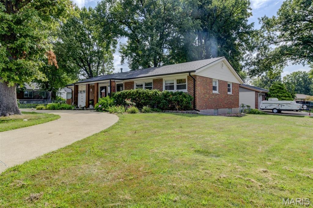 Rose Ann - Residential