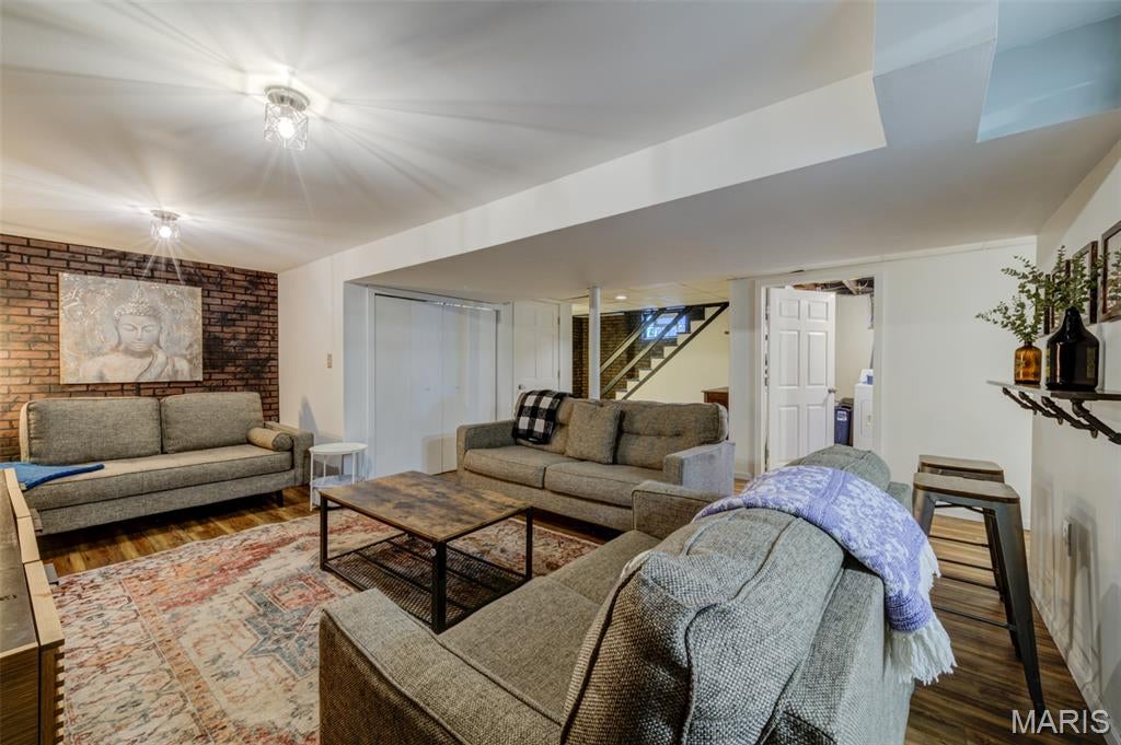 Rose Ann - Residential