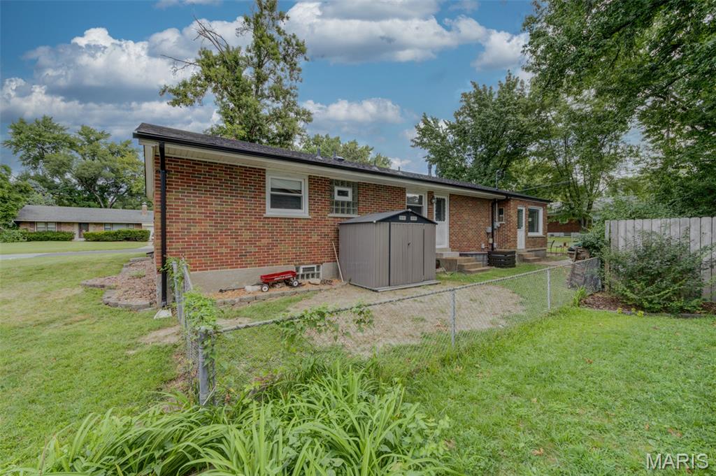 Rose Ann - Residential