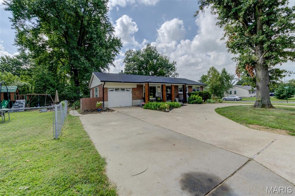 Rose Ann - Residential