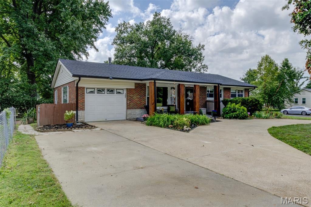Rose Ann - Residential