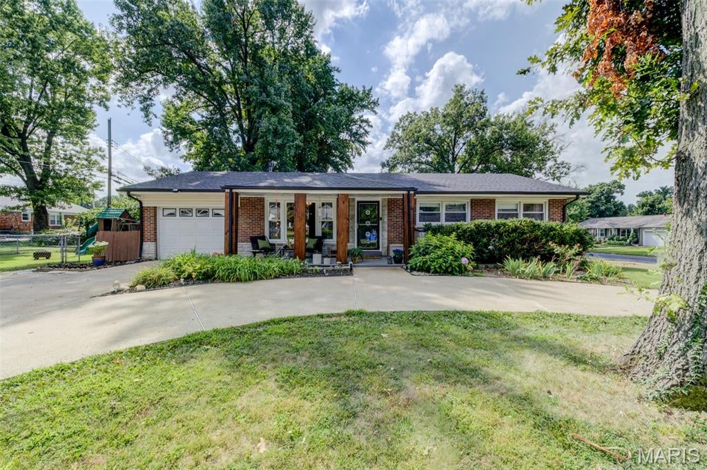 Rose Ann - Residential
