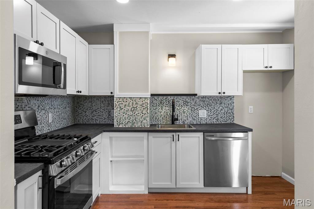 Carondelet Gardens Add 06 - Residential