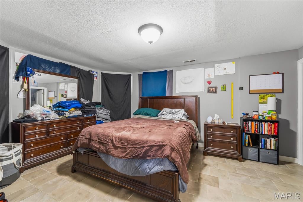 J&J Estate - Residential