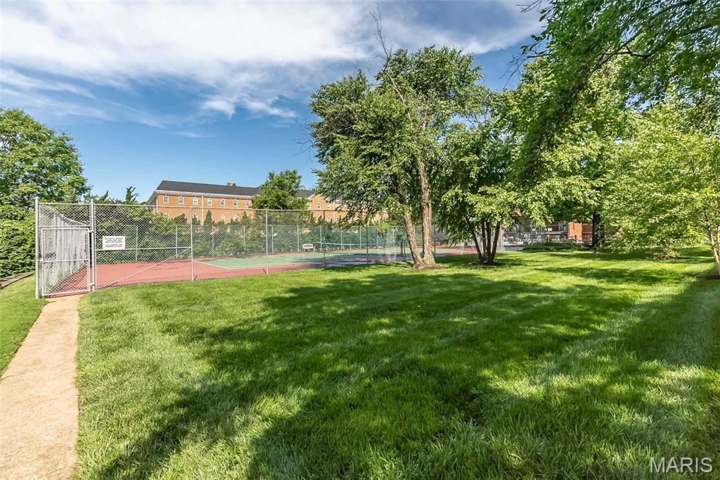 Coeur De Royale Condo Ph 4 Bldg - Residential