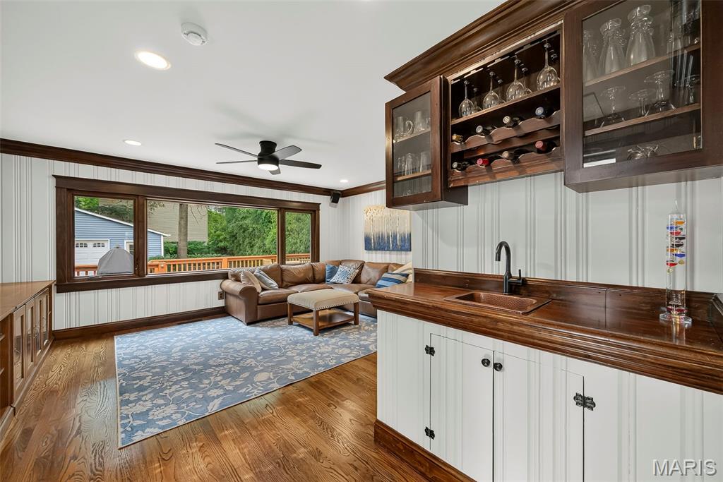 Tuxedo Park - Residential
