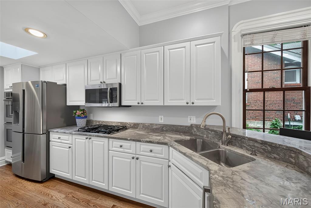 Tuxedo Park - Residential