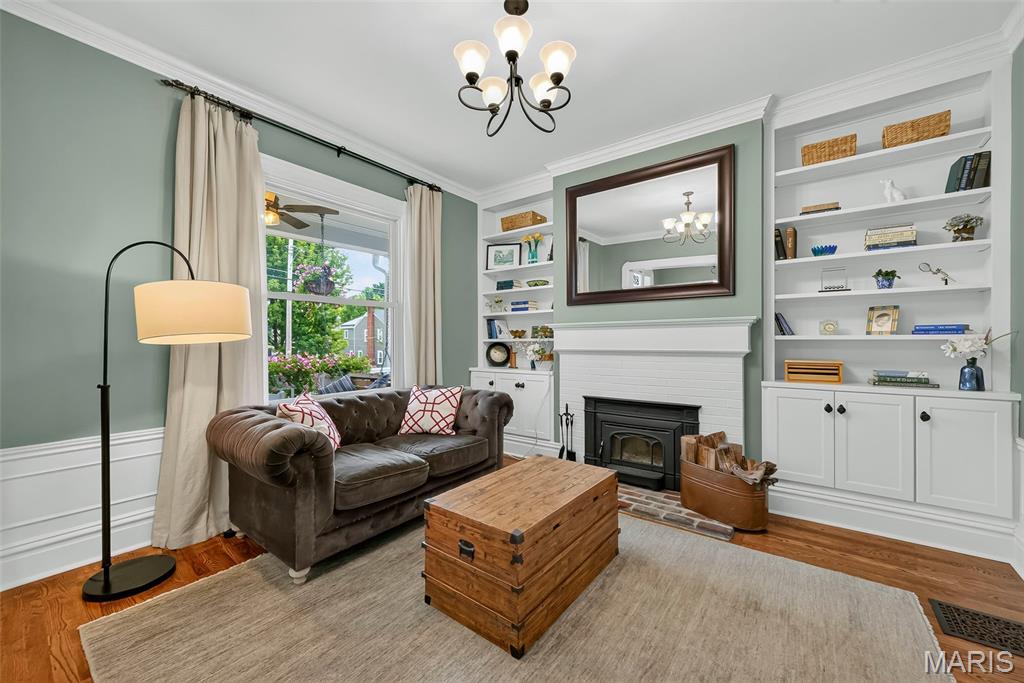 Tuxedo Park - Residential