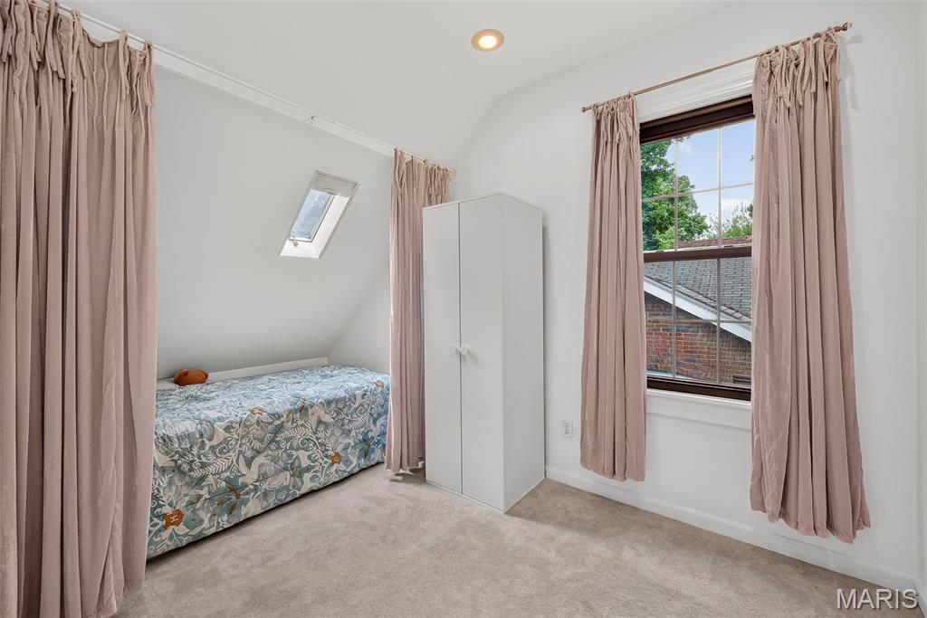 Tuxedo Park - Residential