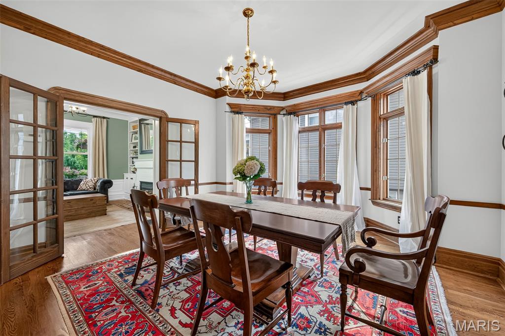 Tuxedo Park - Residential