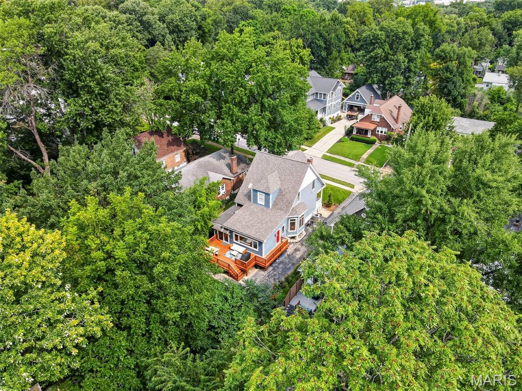 Tuxedo Park - Residential