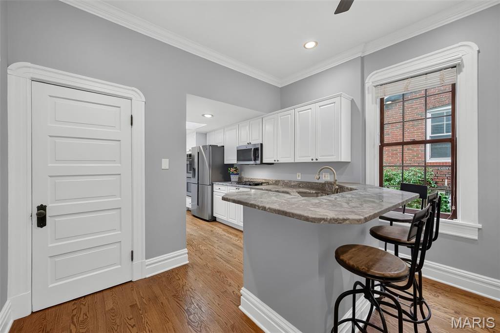 Tuxedo Park - Residential