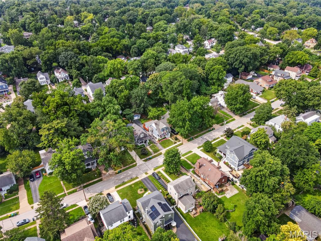 Tuxedo Park - Residential