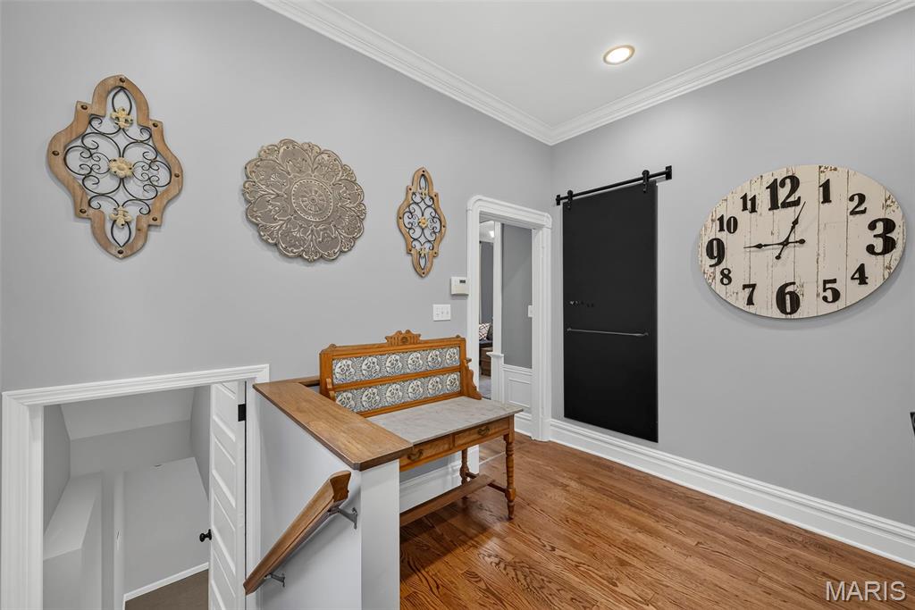 Tuxedo Park - Residential