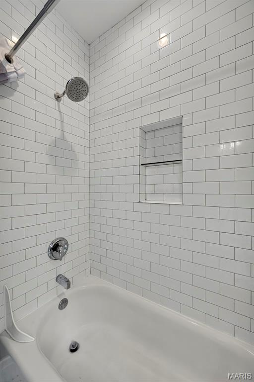 Tuxedo Park - Residential