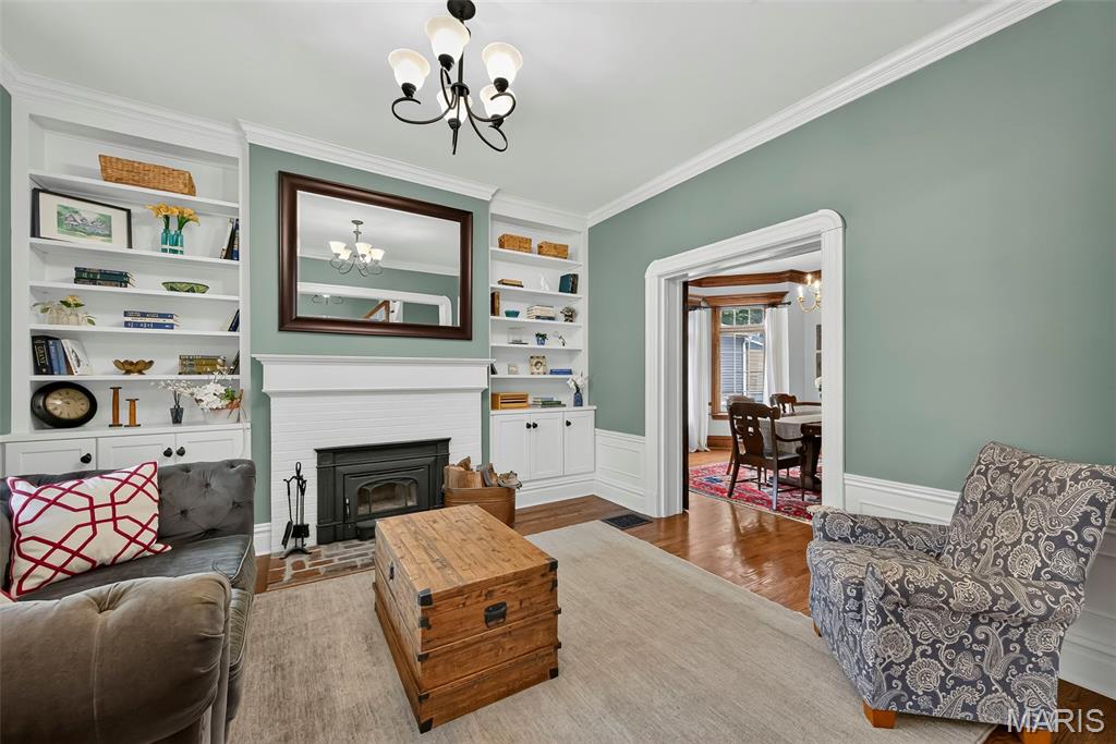 Tuxedo Park - Residential