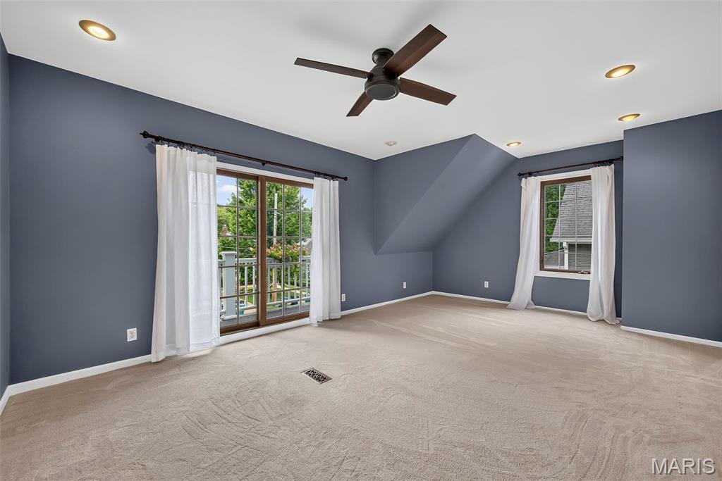 Tuxedo Park - Residential