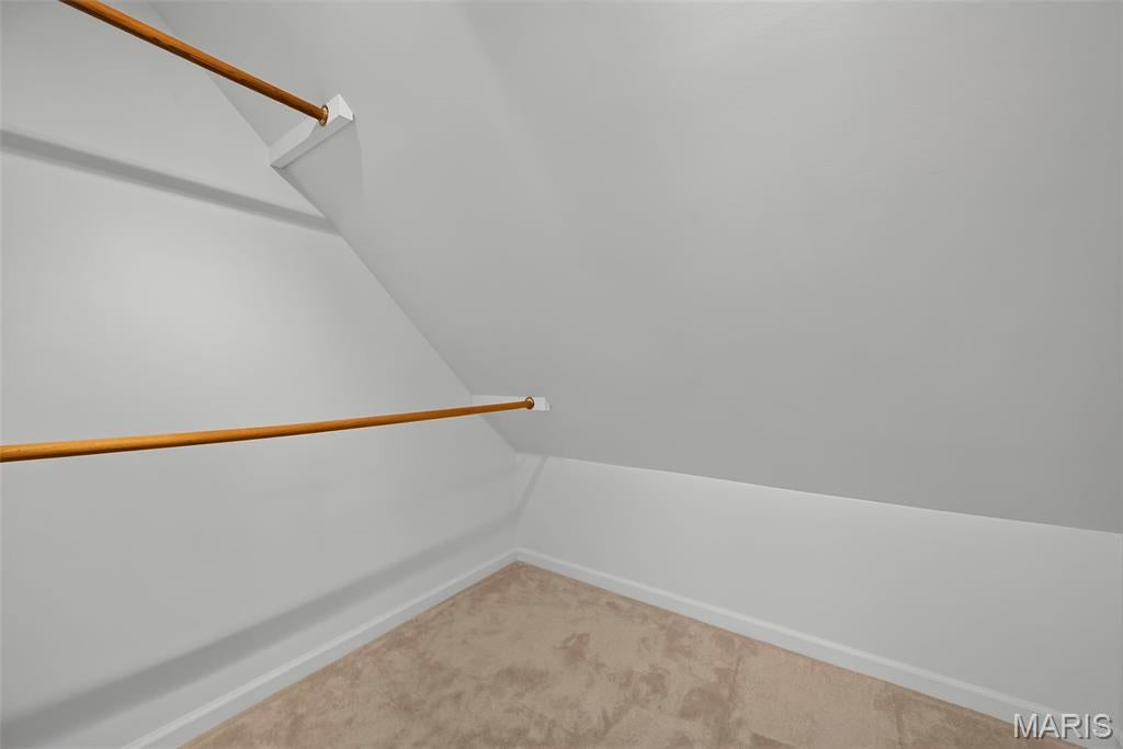 Tuxedo Park - Residential
