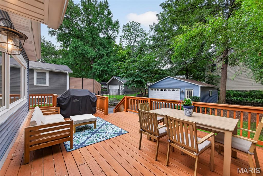 Tuxedo Park - Residential