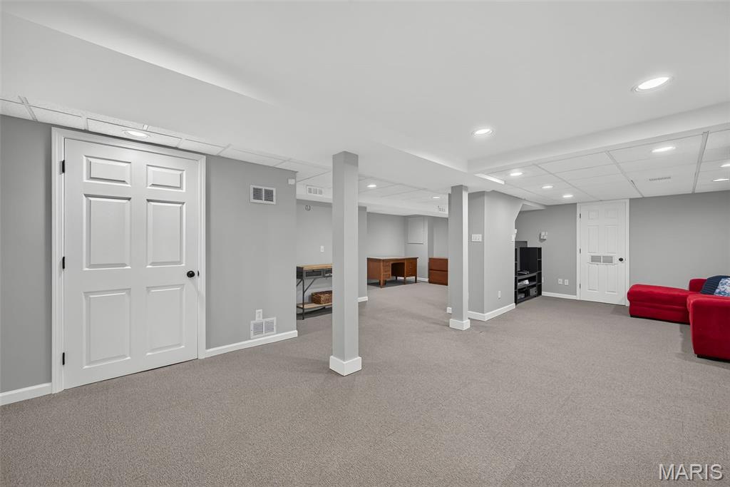 Tuxedo Park - Residential