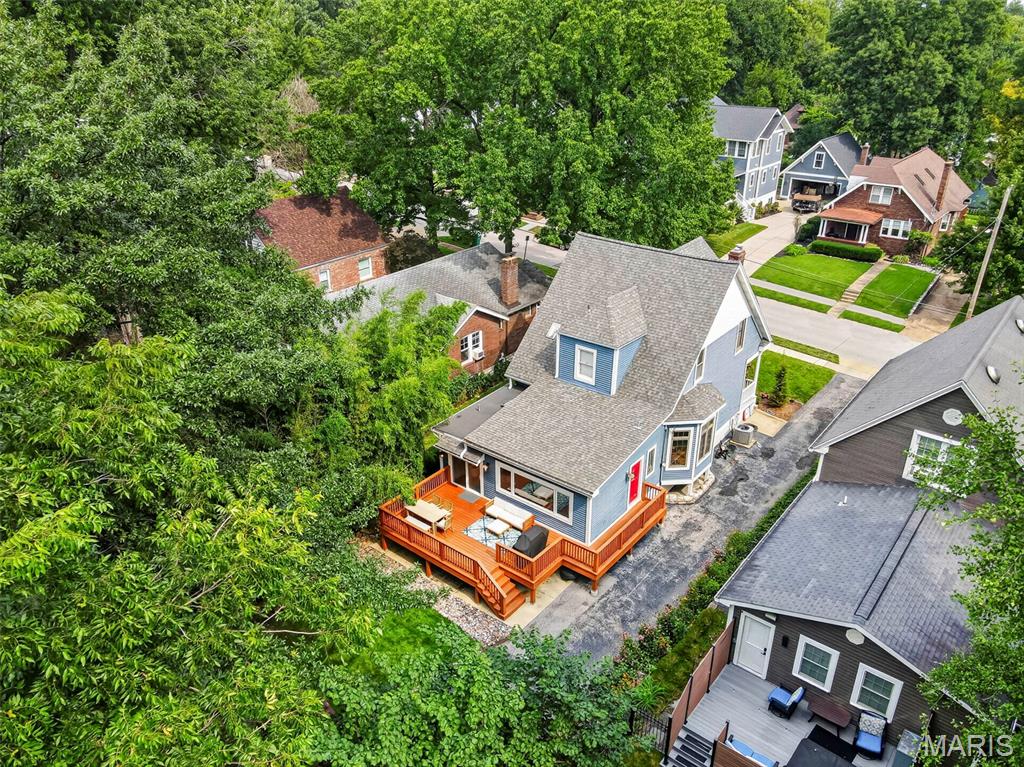 Tuxedo Park - Residential