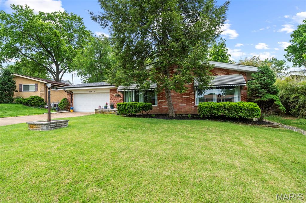 Laclede Meadows - Residential