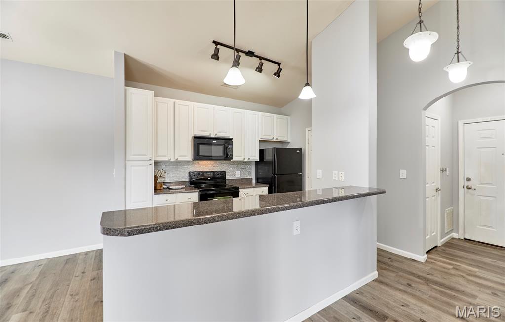 Bridgewater Cove A Condo 6th - Residential
