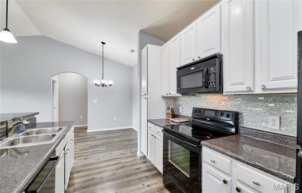 Bridgewater Cove A Condo 6th - Residential