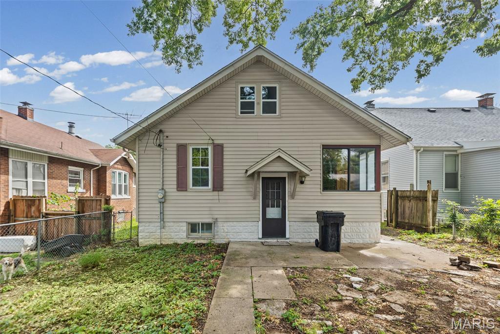 Twelve Oaks - Residential